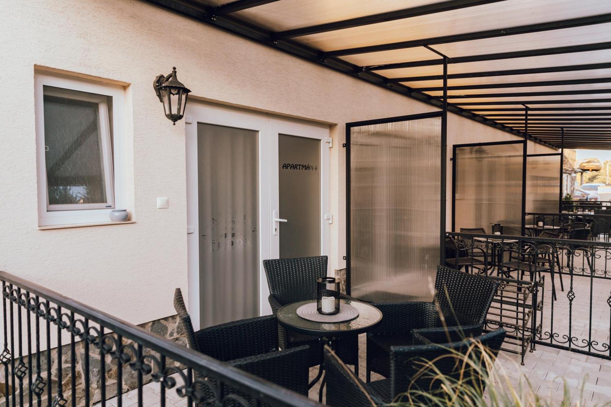 Apartmany Teddy Бойнице Экстерьер фото
