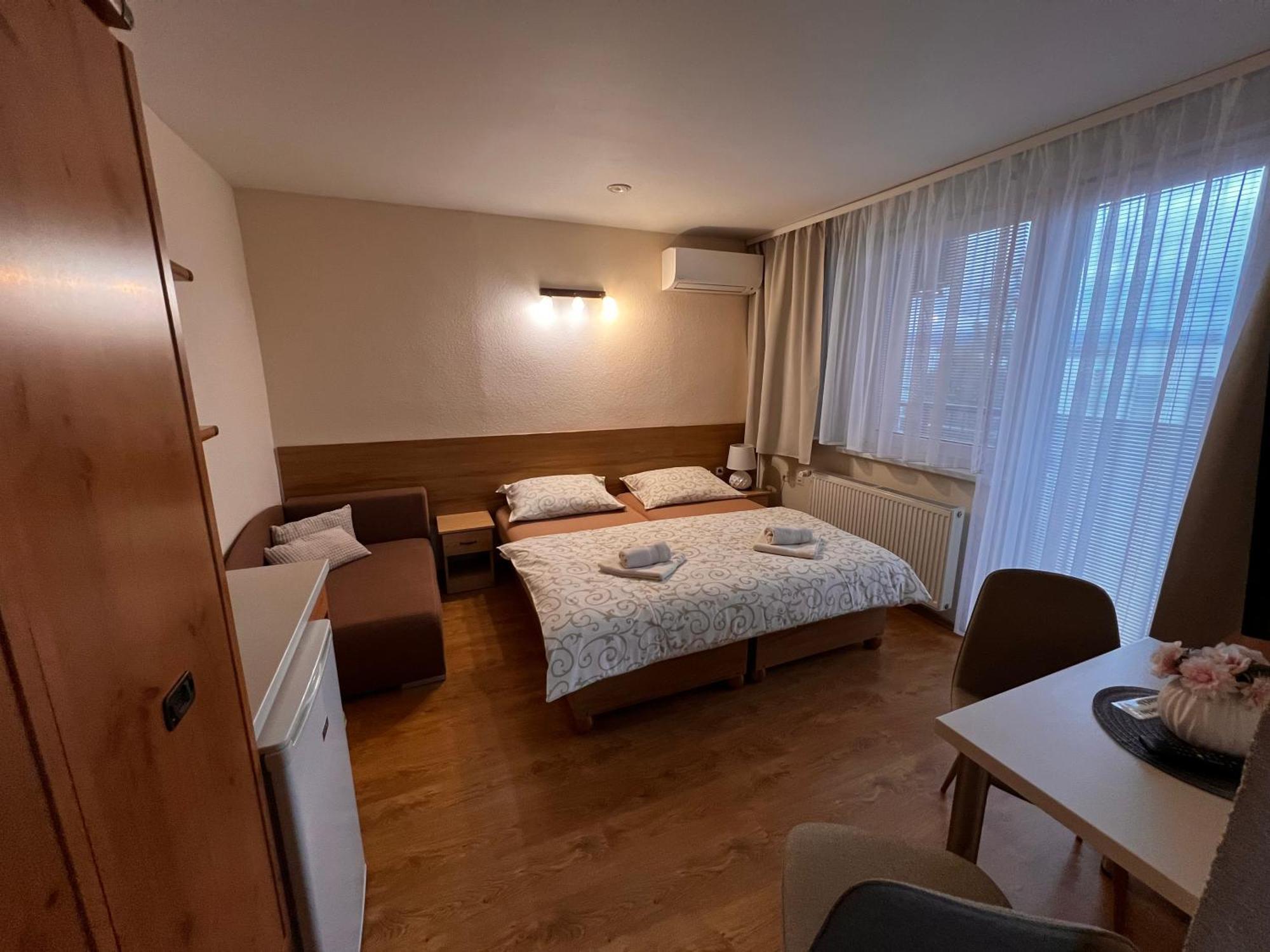 Apartmany Teddy Бойнице Экстерьер фото