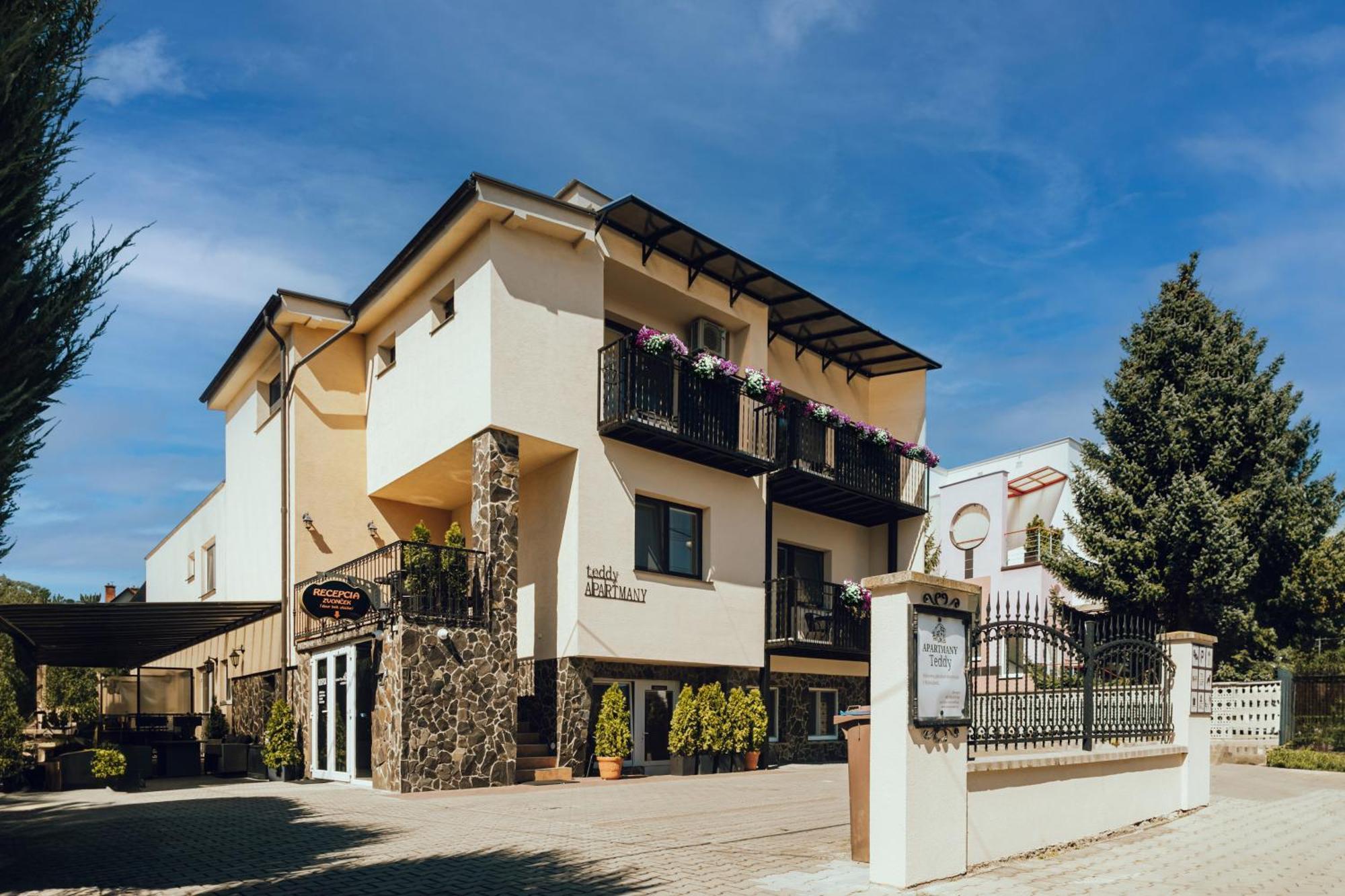 Apartmany Teddy Бойнице Экстерьер фото
